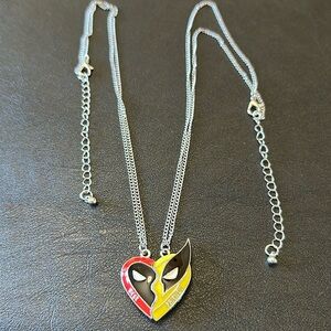 58.  MARVEL Wolverine & Deadpool Best Friends Necklace Set